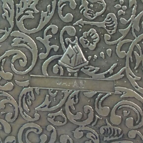 The Blue Boy Silver Plated Desktop Box - Picture 4 of 8